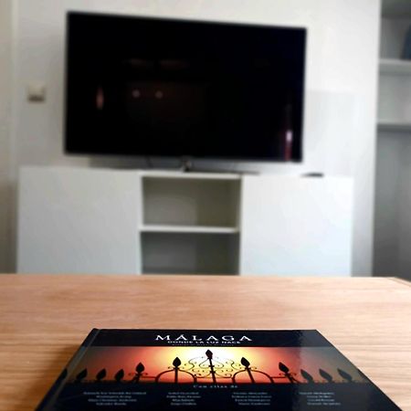 Apartamento Vacacional Cuarteles مالقة المظهر الخارجي الصورة